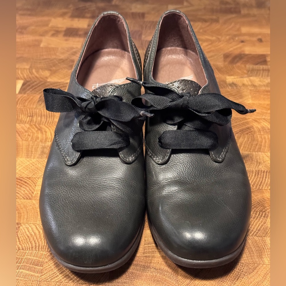 Dansko Louise Oxford shoes